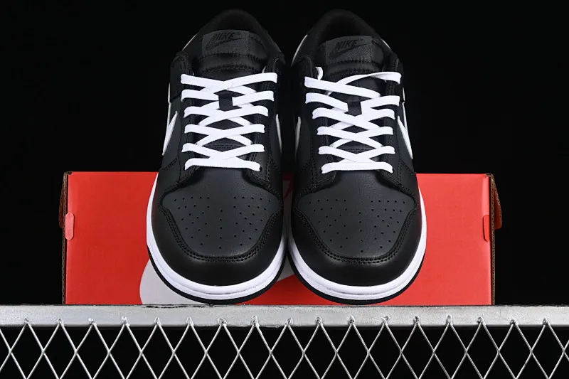 All categories Nk SB Dunk series Nk SB Dunk Low low-top sneakers Nk Dunk Low Retro pure black and white SB low-top sports and leisure sneakers DJ6188-002
